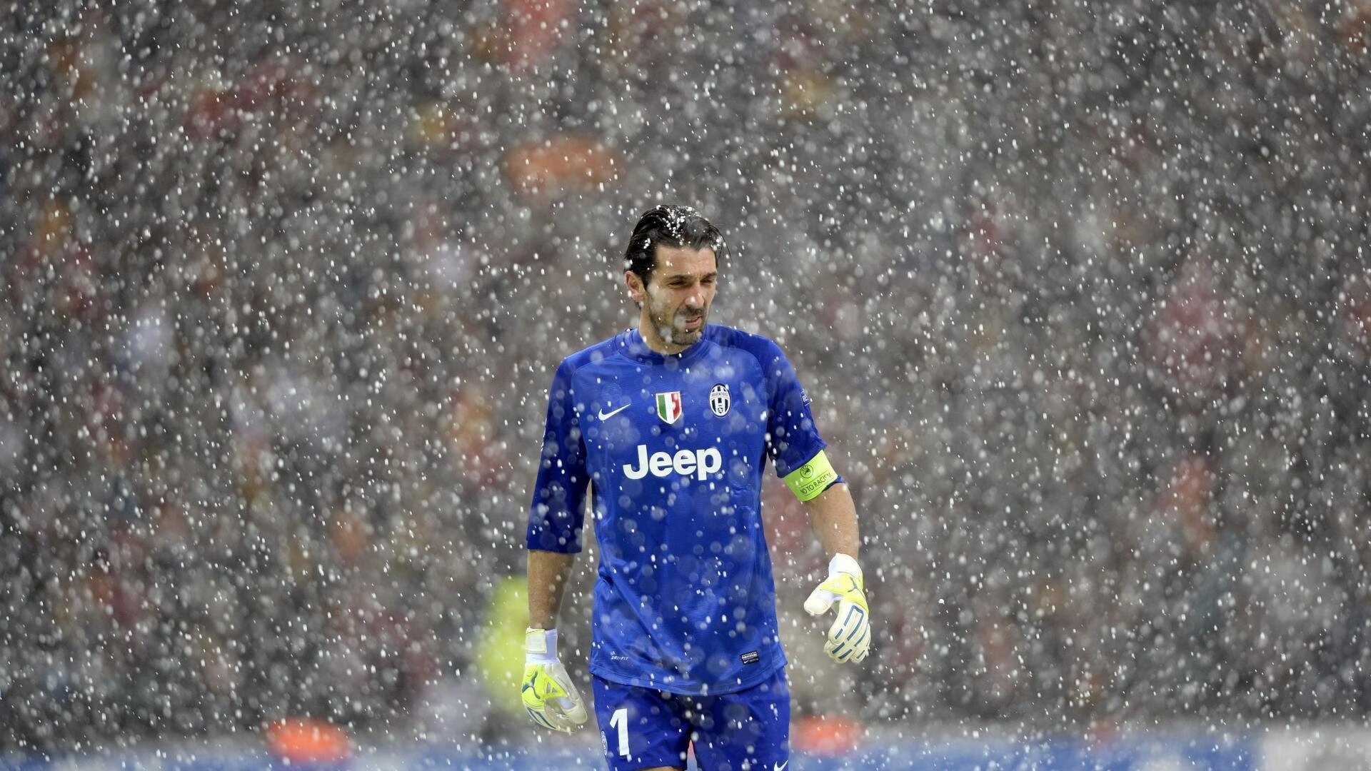 楚阿梅尼爆发,喀麦隆加时绝境中的非洲雄狮怒吼